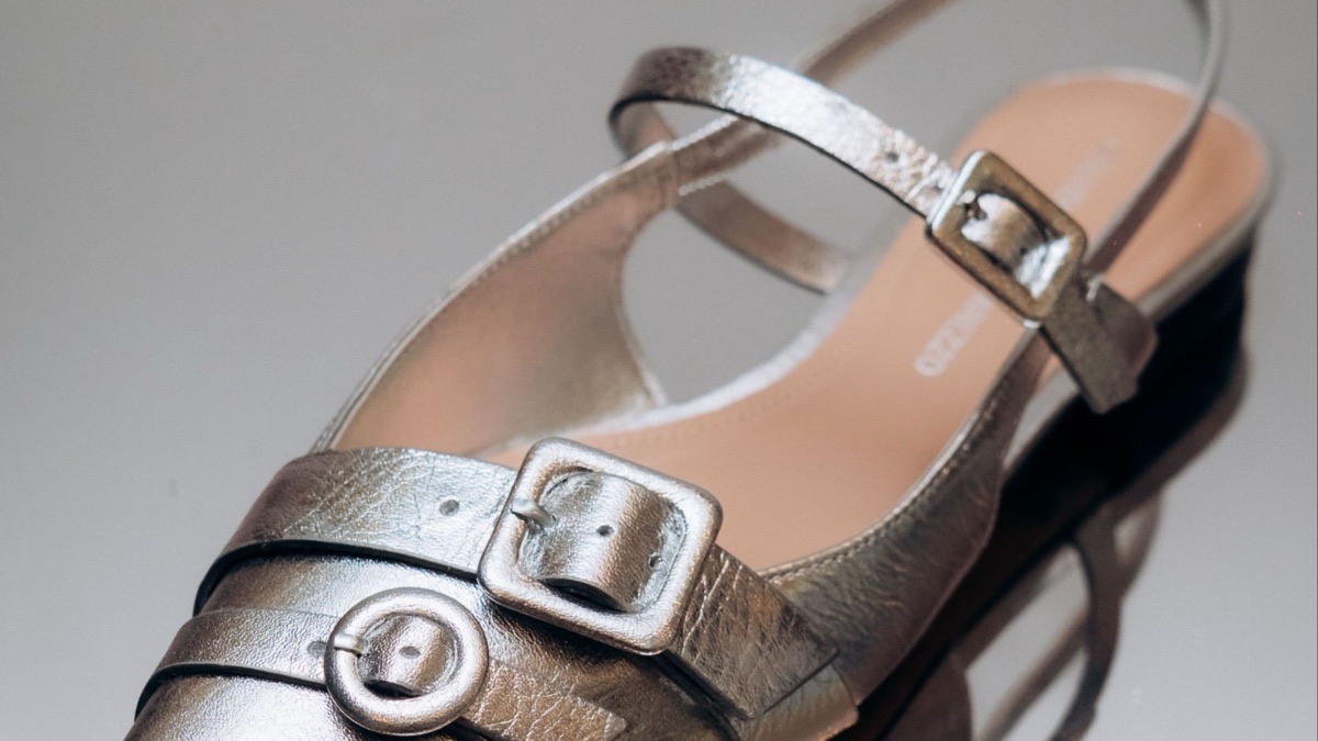 5 Alternative Feminine Shoes To Wear If You Don't Like High Heels