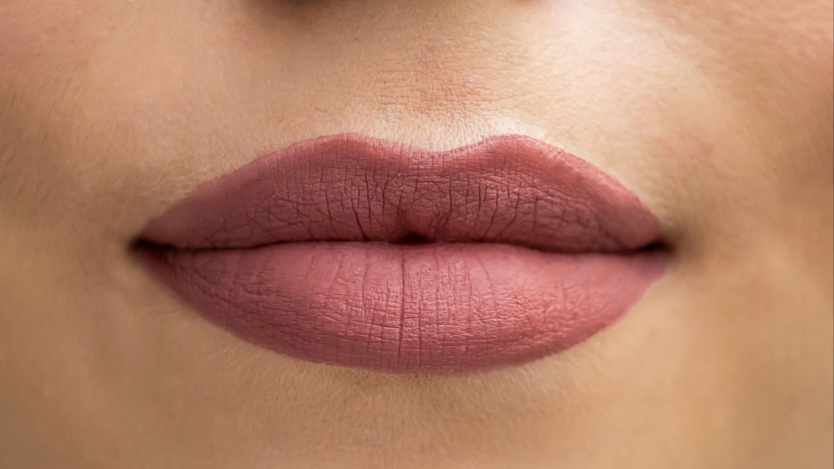 5 Pointless Makeup Tools