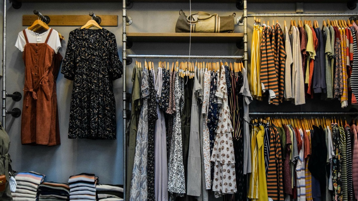 5 Tips To Building The Ultimate Capsule Wardrobe