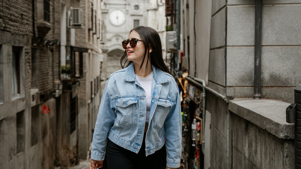 5 Ways Any Woman Can Style A Denim Jacket