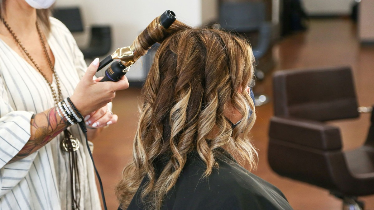 5 Huge Hair Mistakes Every Stylist Hates Seeing